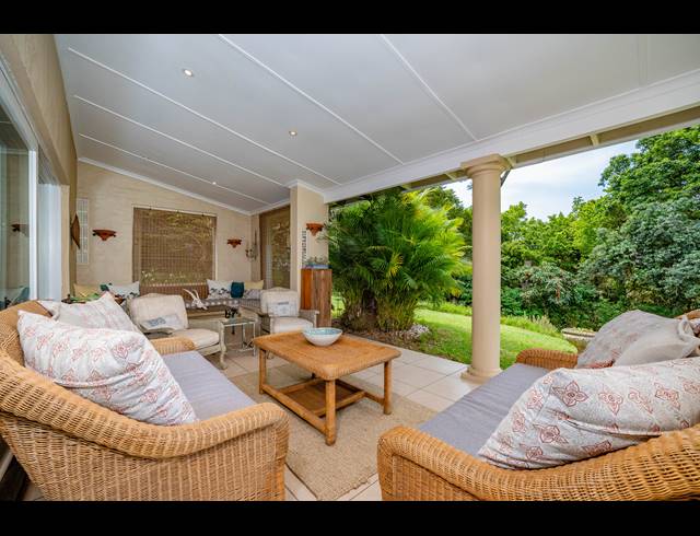 4 BEDROOM HOUSE FOR SALE IN COWIES HILL